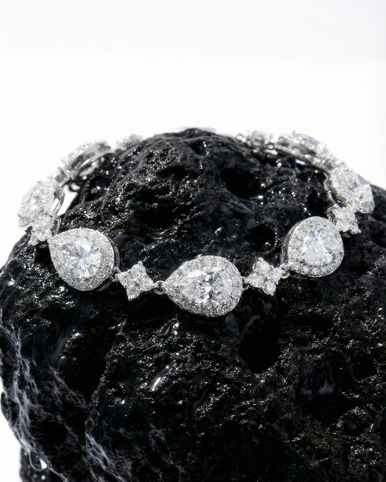 ANGEL EYES ICE BRACELET