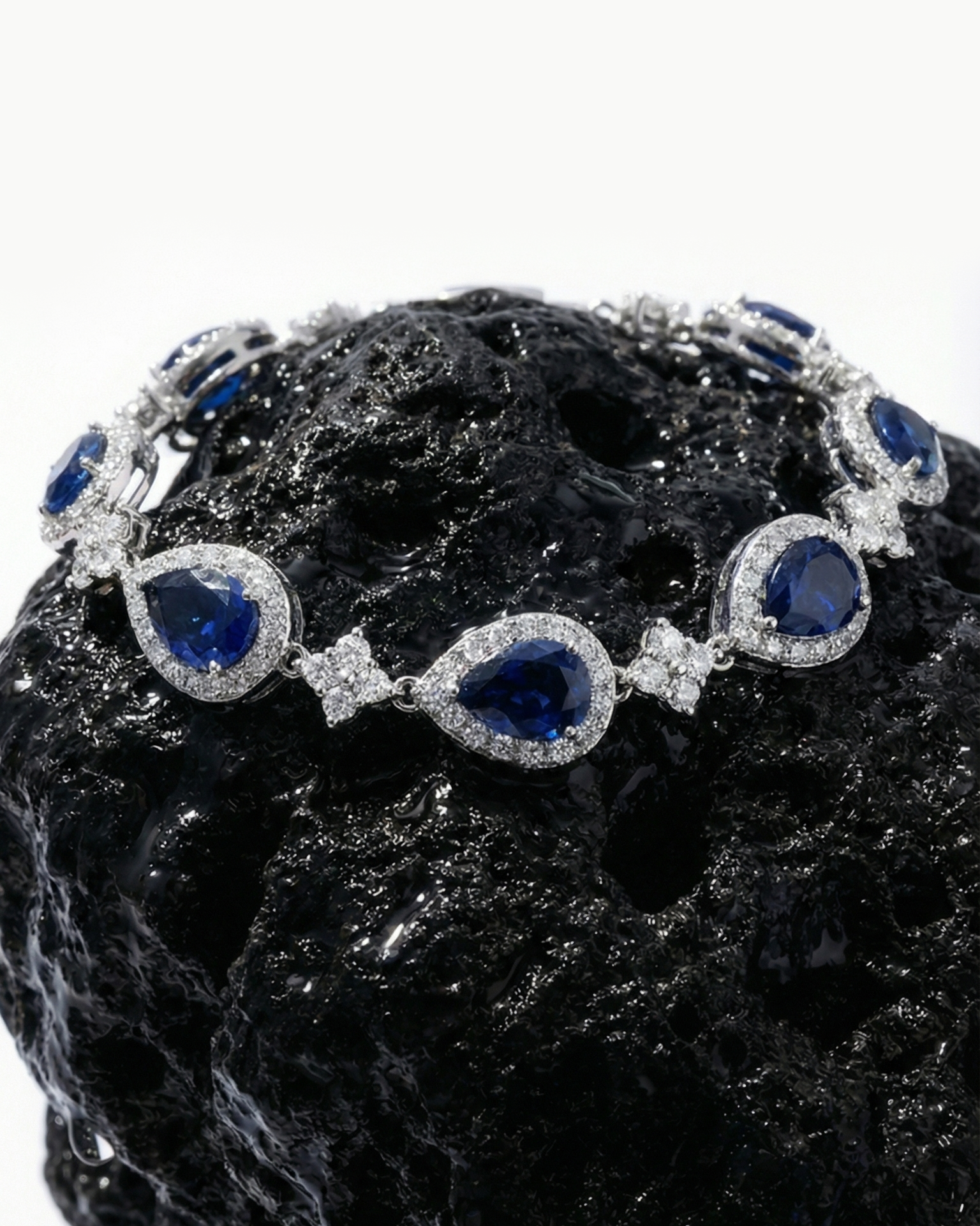 ANGEL EYES ICE BRACELET